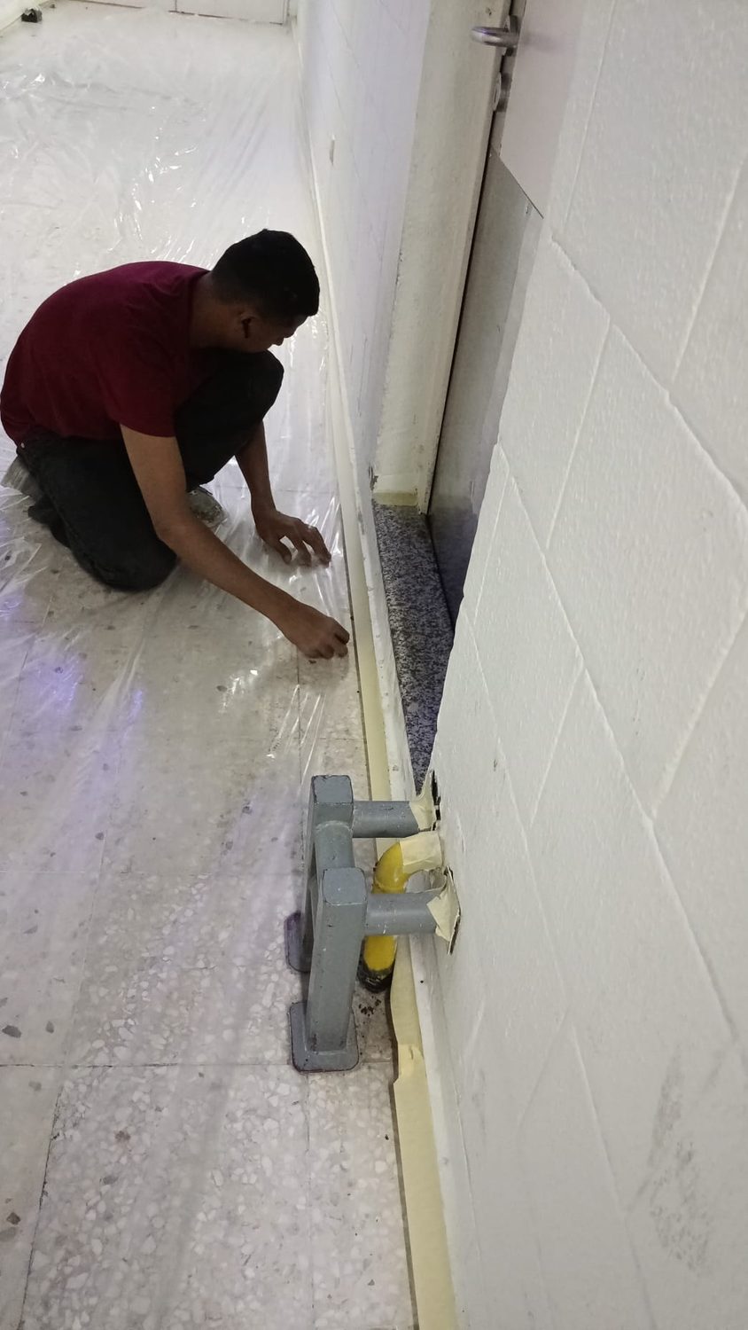 360 Mall Back-of-House Painting handling